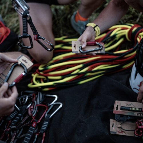 Mosquetón Aluminio HMS 2 Tiempos 25kN Lotus - Fixe